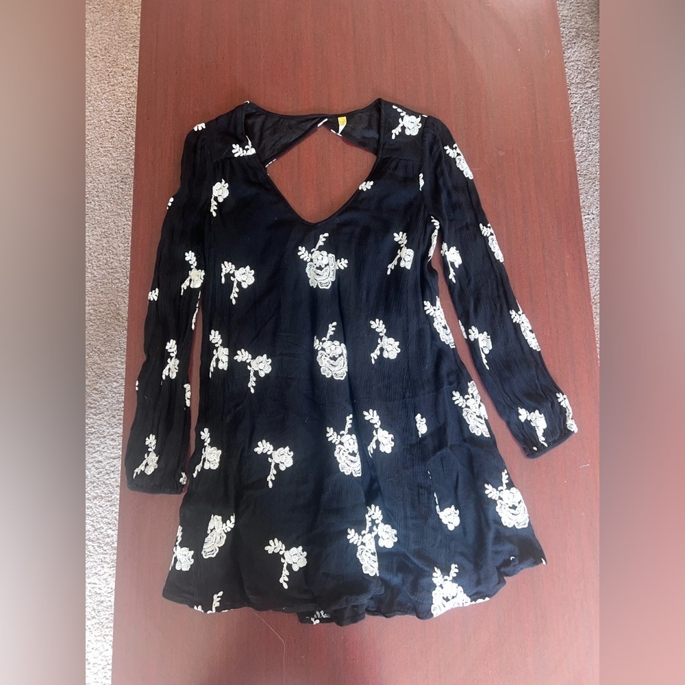 We The Free Black and White Floral Long Sleeve Dress - Picture 3 of 6